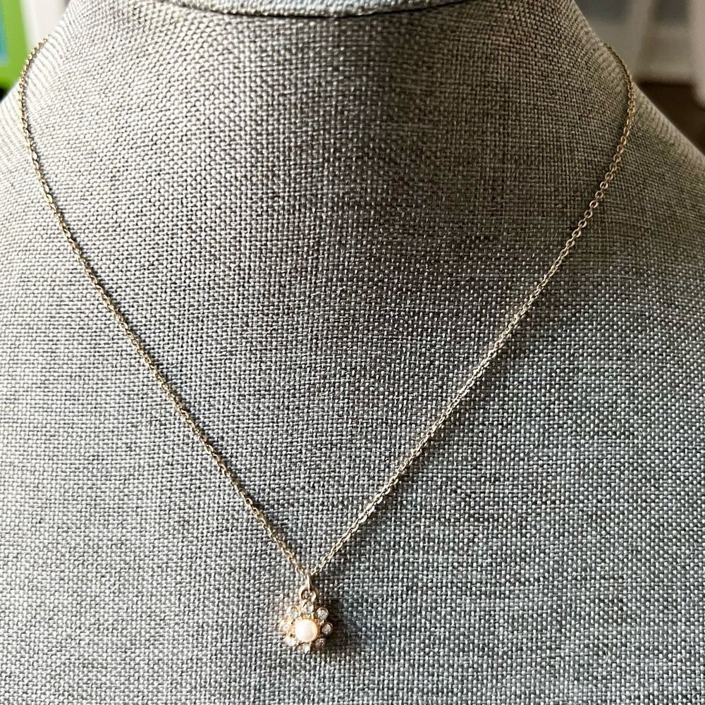 🍭6/$30 Delicate rhinestone studded flower charm necklace